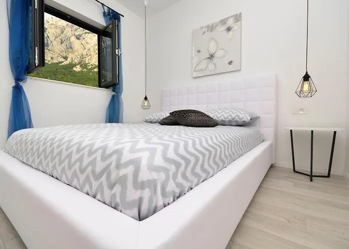 Willa Grace A Luxury In Makarska, Heated Pool *