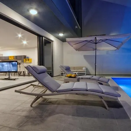 Grace A Luxury In Makarska, Heated Pool Villa