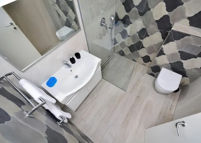 Villa Grace A Luxury In Makarska, Heated Pool Makarska